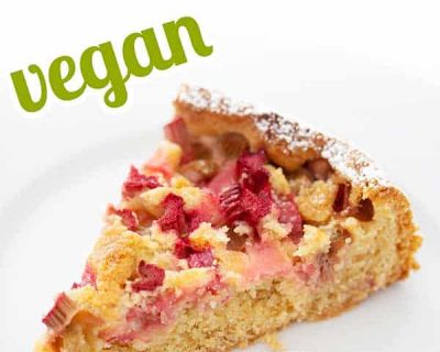 Einfacher veganer Rhabarberkuchen