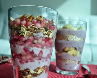 Breakfast in a Jar: Joghurt-Müsli-Mix mit Fruechten