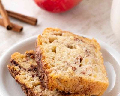 Veganer Zimtkuchen mit Apfel