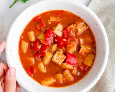 Veganes Kartoffelgulasch