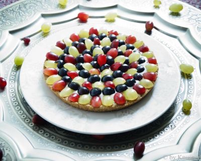 vegane Traubentarte mit glutenfreiem Mürbeteig und fruchtiger Birnencrème