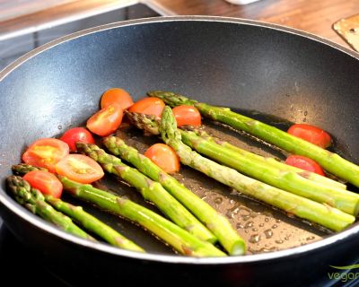 Fruchtige Spargel Pasta