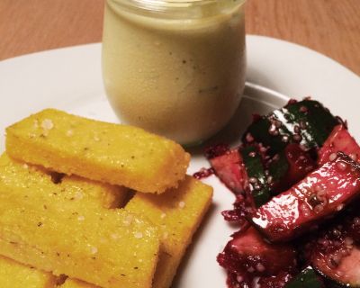 Polentasticks mit Salat