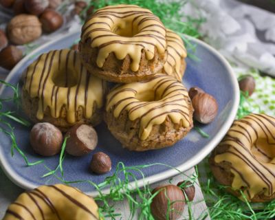 Kleine Karotten-Nuss-Gugel – Grüße vom Osterhasen!