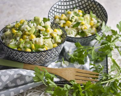 Reis-Mais-Salat mit Limetten-Dressing