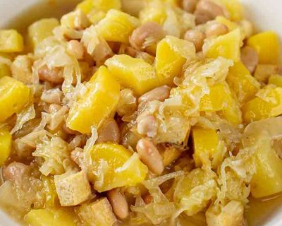 Veganes Sauerkraut mit weißen Bohnen