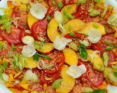 Nektarinen-Tomatensalat