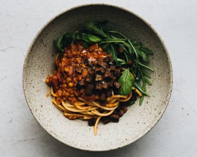 Vegane Linsen-Bolognese (schnell & einfach)