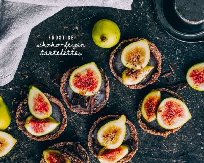 Frostige Schoko-Feigen-Tartelettes – veganes Eiskonfekt ganz einfach selbst gemacht