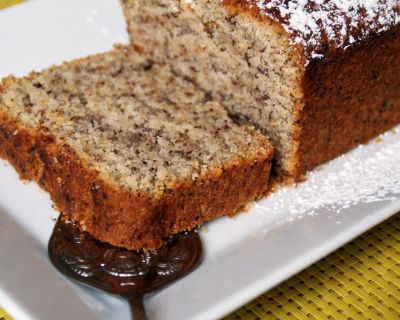 Flaumiger, feiner Nusskuchen