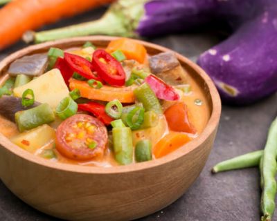 Einfaches Gemüse Curry Rezept – vegan, bunt & gesund