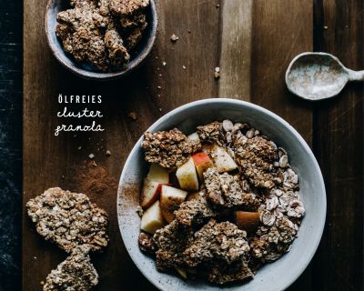 Ölfreies Cluster Granola (mit reichlich gesunden Omega-3-Fettsäuren)