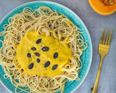 Cremige Kürbis Pasta mit Salbei