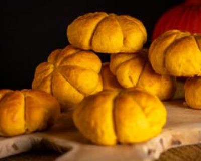 Kürbis Buns – softe Burger Buns in Kürbisform