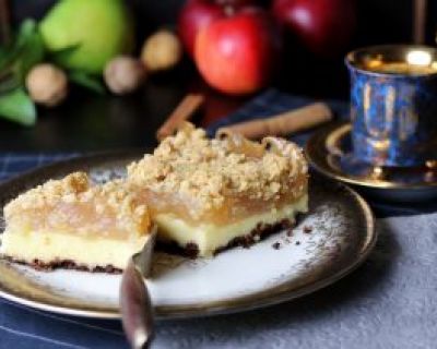 Apfelstreuselkäsekuchen mit Schokokeksboden!