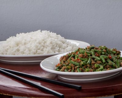Chinesische gebratene grüne Bohnen mit Soja Hack