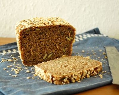 Saftiges Roggenvollkornbrot mit Kürbiskernen