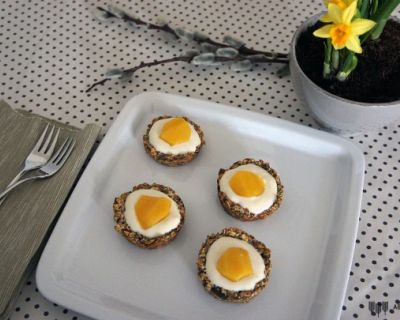 Falsche Spiegeleier für den veganen Osterbrunch