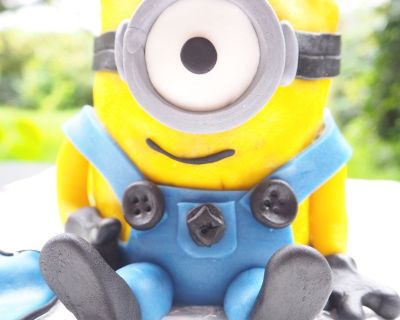 Bananaaaaa! – Vegane Minion Fondant Torte