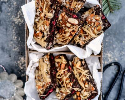 Zuckerfreies Lebkuchen-Konfekt mit Mandel-Crunch