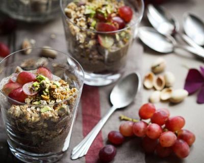 Chia-Trauben Müsli mit Hafercrispy