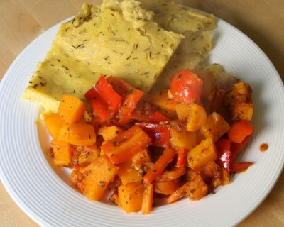 Herbst-Ratatouille mit Polentaschnitten