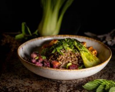 Soba Noodle Stir Fry Bowl – schnell, einfach und oberlecker