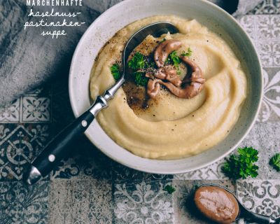 Märchenhafte Haselnuss-Pastinaken-Suppe