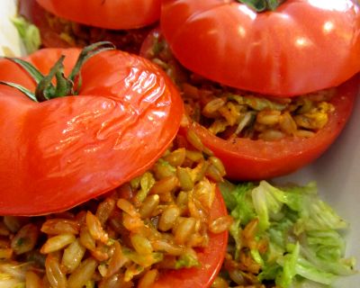 Gefüllte Tomaten mit Grünkern