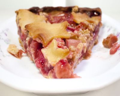 Rhabarber-Erdbeer-Pie mit Marzipankruste (laktosefrei, +vegan)