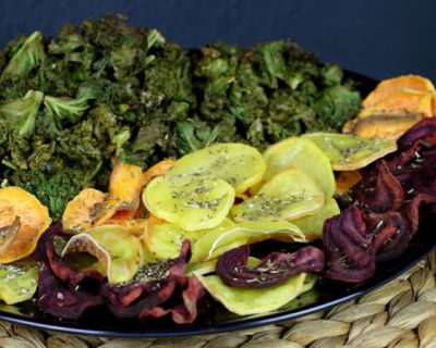 Selbstgemachte Gemüsechips aus dem Backofen