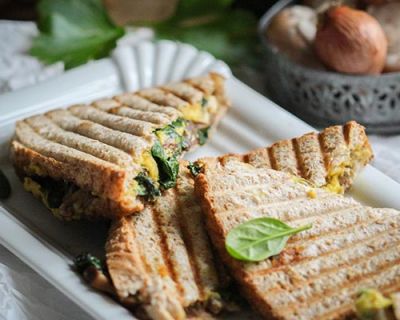 Spinat-Champignon-Sandwich