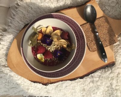 Smoothie-Bowl mit Buchweizen