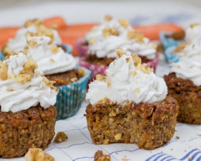 Vegane Karotten Muffins mit Kokoscreme