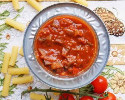 Pastasauce mit Auberginen und Tomaten