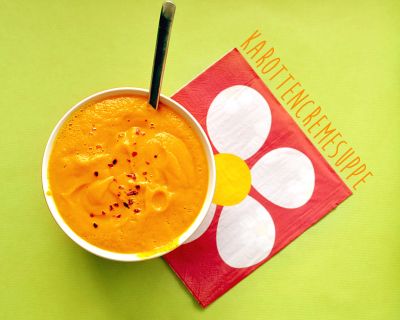 Karottencremesuppe mit frischer Orange und Ingwer