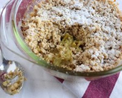 Rhabarber Crumble – saisonal, regional und einfach zu backen