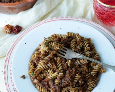 Die beste Bolognese aus Linsen mit feiner Pasta / the best ever lentil Bolognese sauce with gluten-free bean pasta