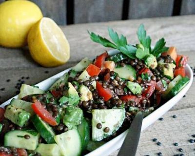 Belugalinsensalat