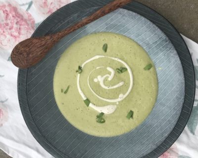 vegane Brokkolisuppe aus drei Zutaten
