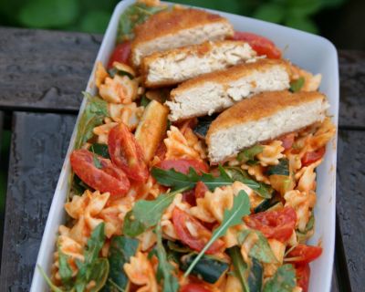 Pasta Salad with a Mango Tomato Sauce