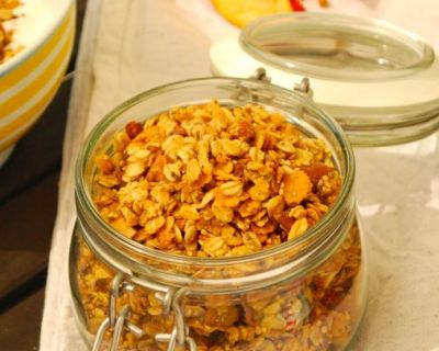 Super-Crunch-Mandel-Granola