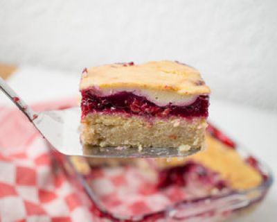 Veganer Marzipan-Kirsch-Auflauf mit Cashewhaube überbackt