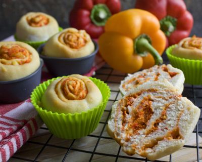 Vegane Paprika-Feta-Schnecken mit Kichererbsen