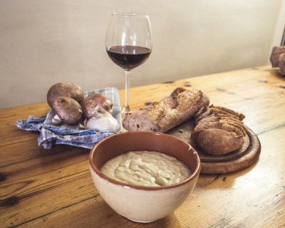 Veganes französisches „Käse“-Fondue