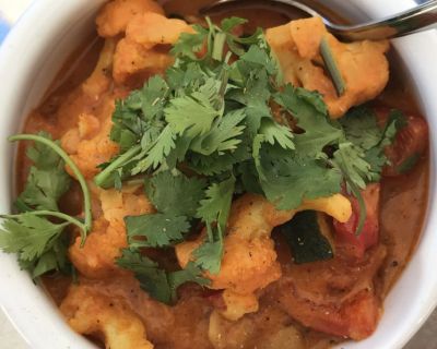 Indisches Gemüsecurry mit Garam Masala und Kichererbsen