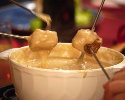 Veganes Schweizer Käsefondue!