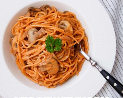 One Pot Pasta mit Champignons