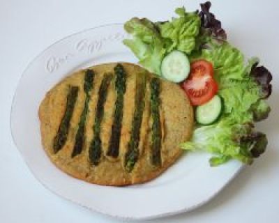 Rezept: Vegane Frittata mit grünem Spargel