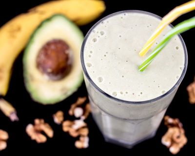 Fitness Smoothie mit Avocado